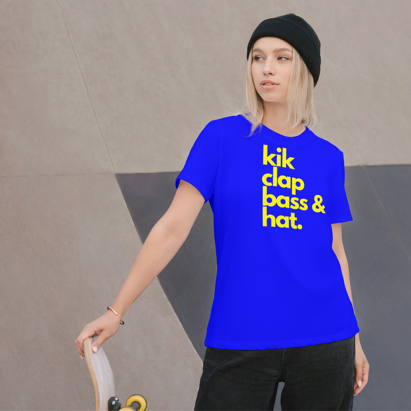 Kik Clap Bass & Hat - House Music T-Shirt in Red or Blue